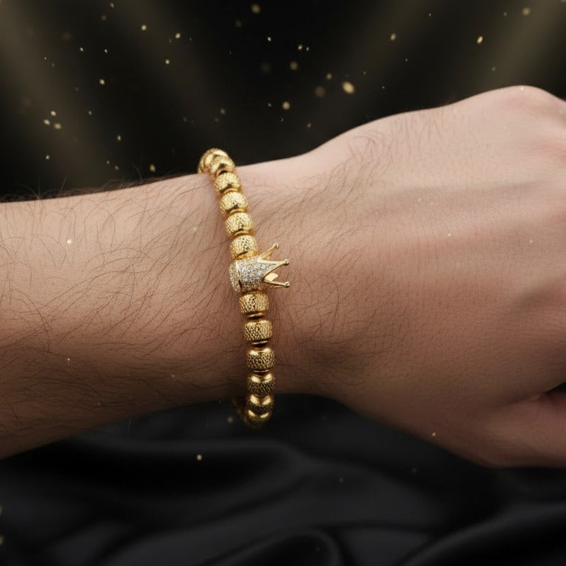 Pulsera Dorada Circonita "King of Kigs"