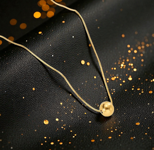 Collar Dorado "Esfera de Luz"