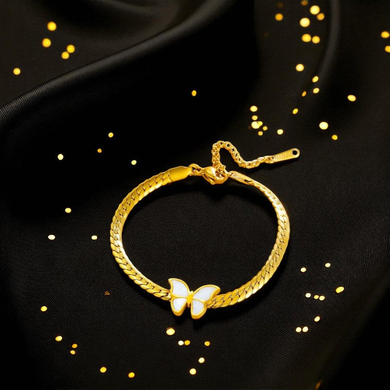 Conjunto - Collar/Aretes/Pulsera Vuelo de Mariposas Libres Dorado / Flight of Free Butterflies