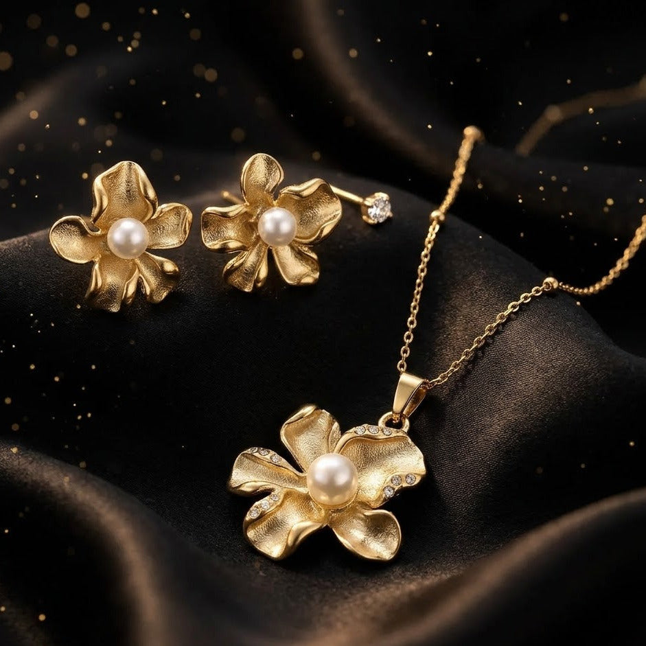 Conjunto - Collar/Aretes Florece de Perlas Dorado / Pearl Blooms