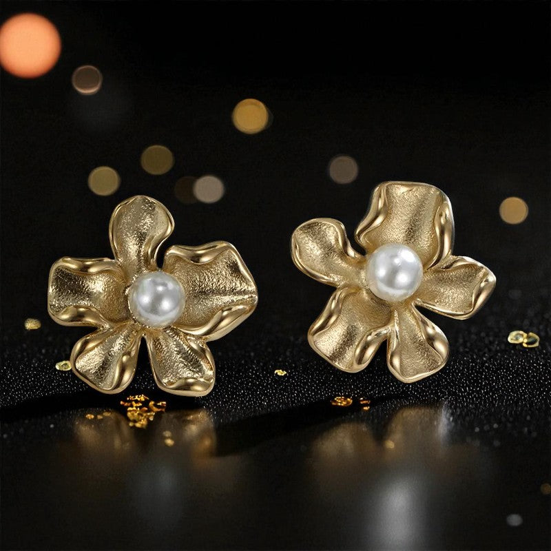 Conjunto - Collar/Aretes Florece de Perlas Dorado / Pearl Blooms