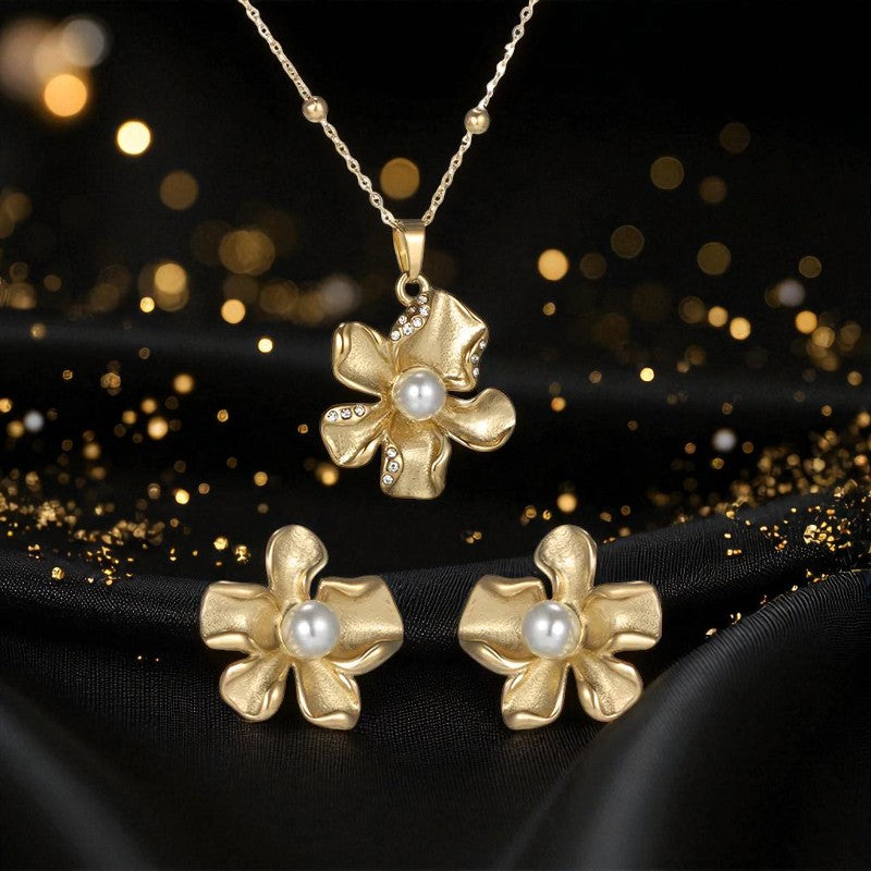 Conjunto - Collar/Aretes Florece de Perlas Dorado / Pearl Blooms