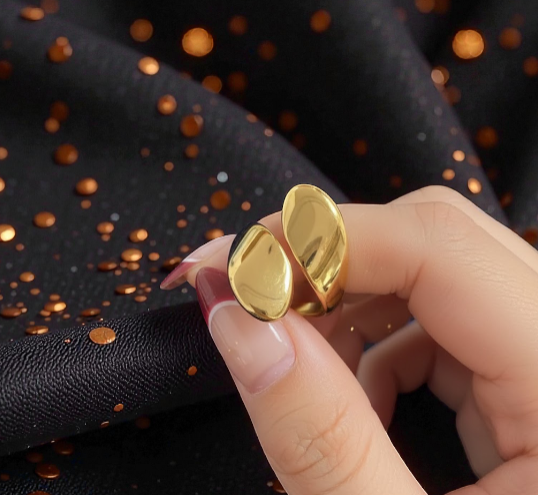 Anillo Dorado "Semilla"