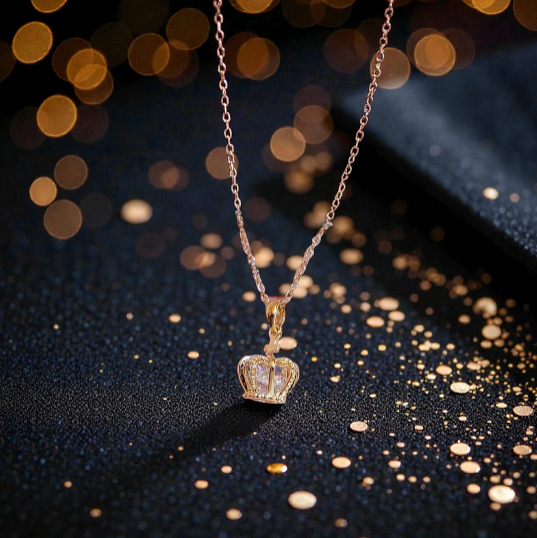 Collar Dorado "Corona del Rey"