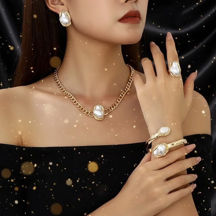 Conjunto Dorado de 4 piezas "Luxe Abstract"