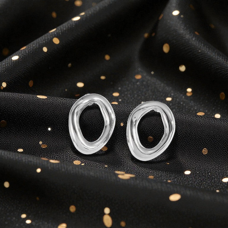 Aretes Plateados "Aura Ripple" en Acero Inoxidable