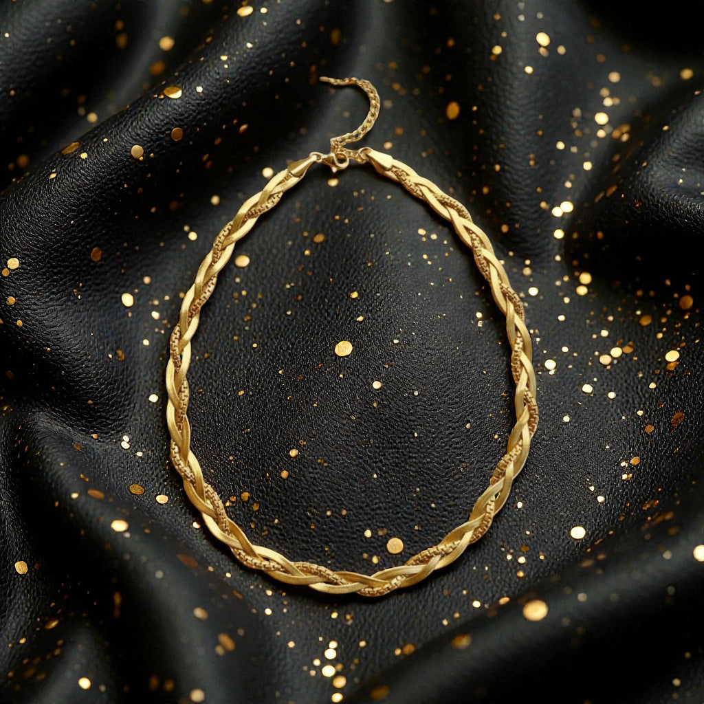 Collar Entrelazado Dorado "Legado"