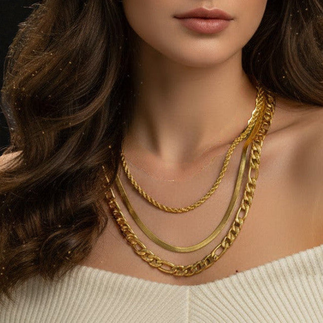 Set de 3 Collares Dorados "Golden Layering"