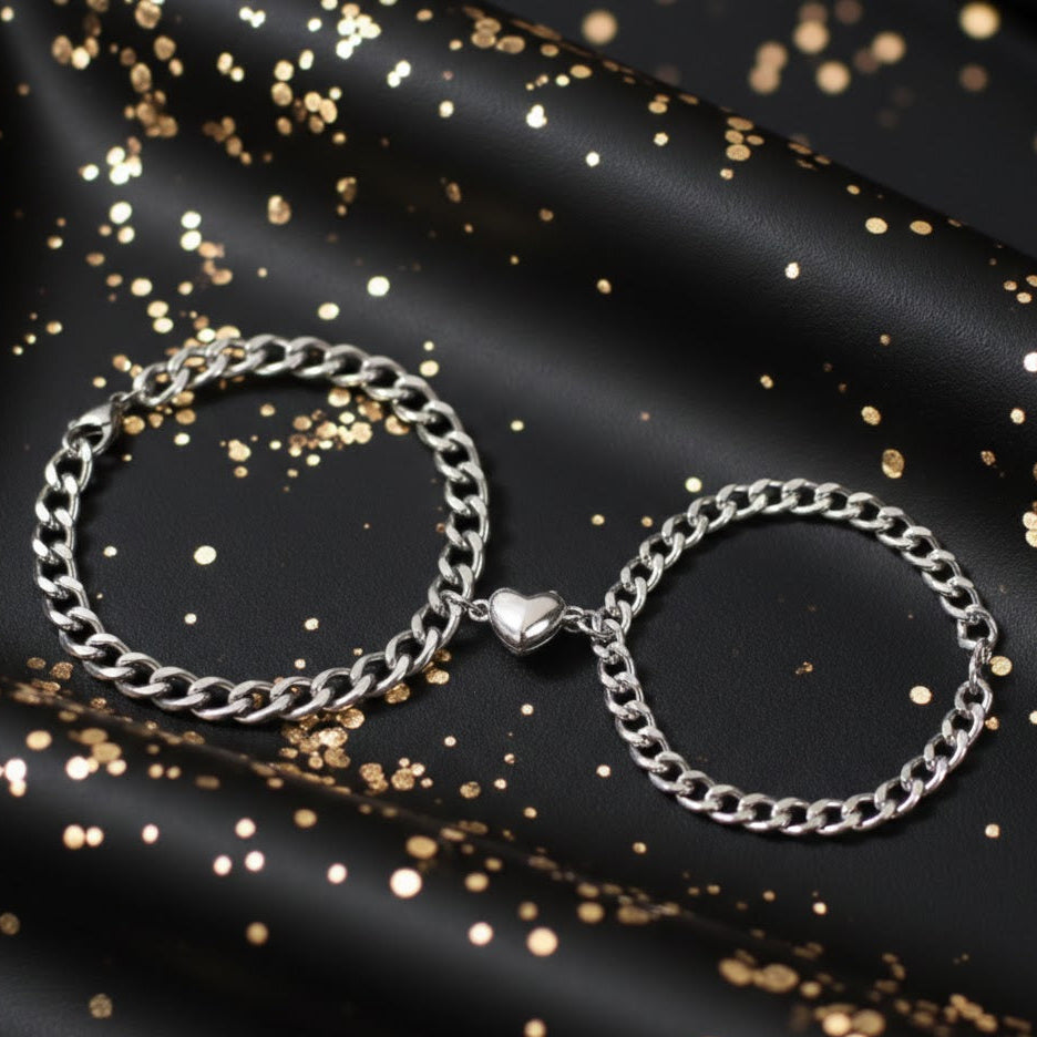 Par de Pulseras Plateadas "Promesa de Dos"