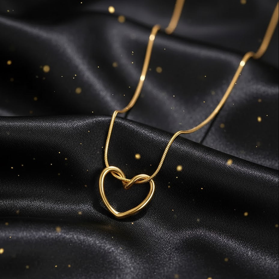 Conjuto Dorado 4 piezas "Iconditional Love"