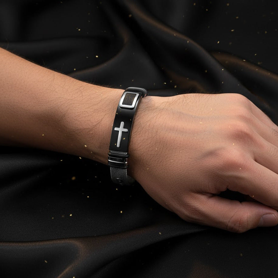 Pulsera Negro Plateado "Iron Faith"