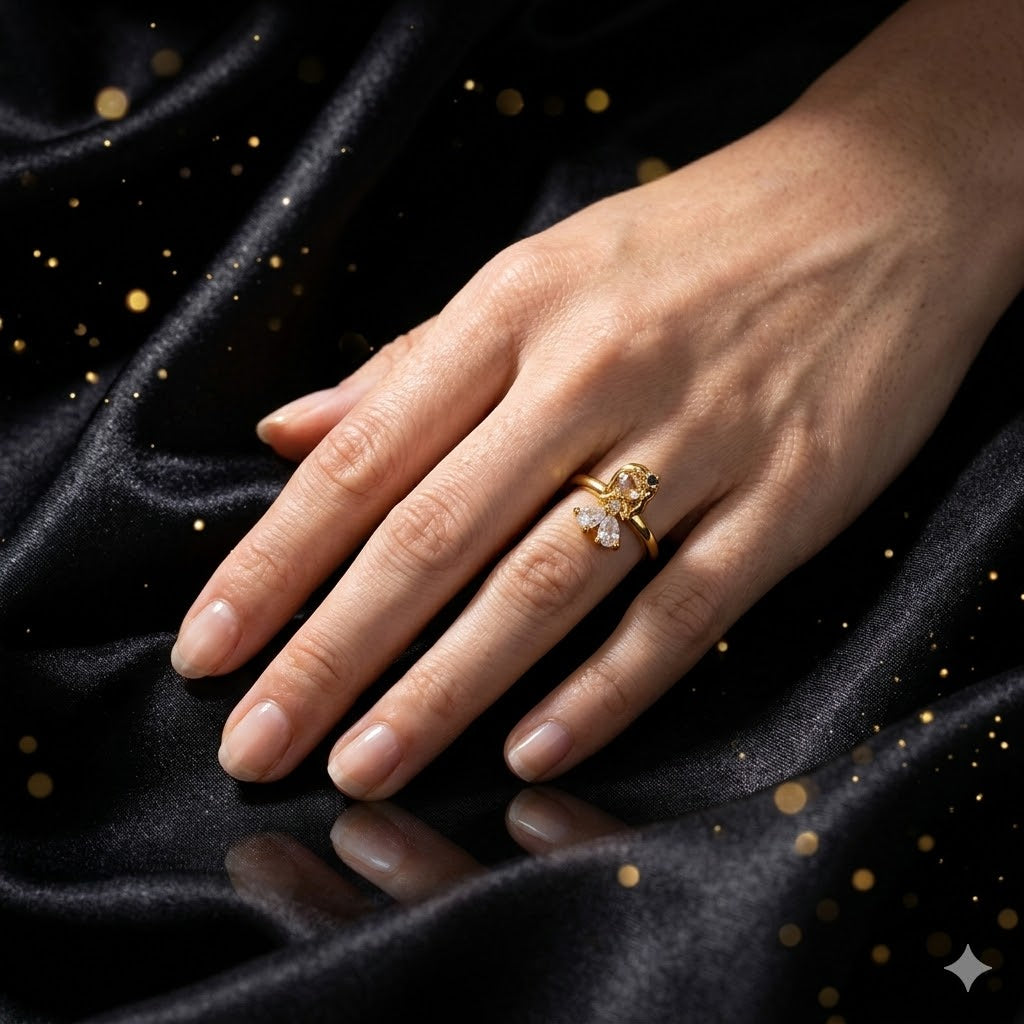 Anillo Dorado Princesa de Cristal Blanco
