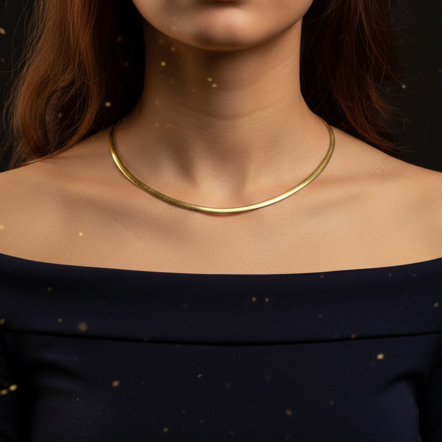 Collar Gargantilla Dorada Brillo Infinito