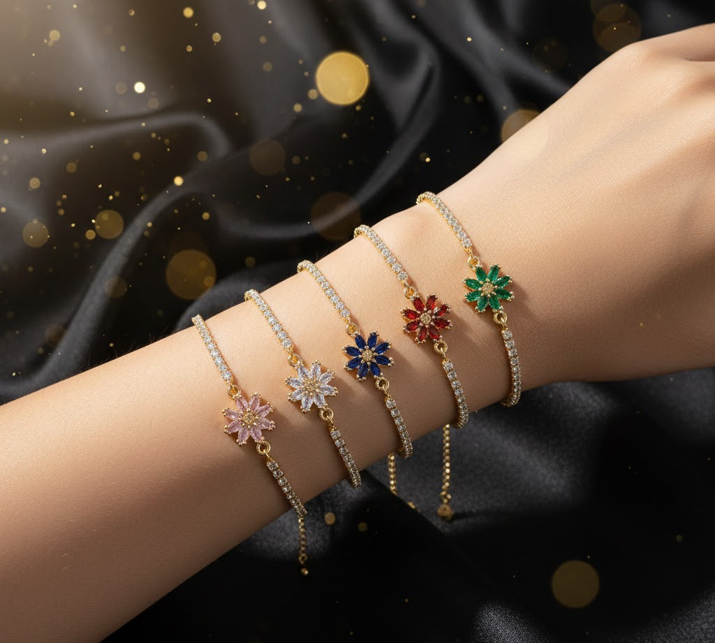 Pulsera Dorada y Circonita "Lirio Verde"