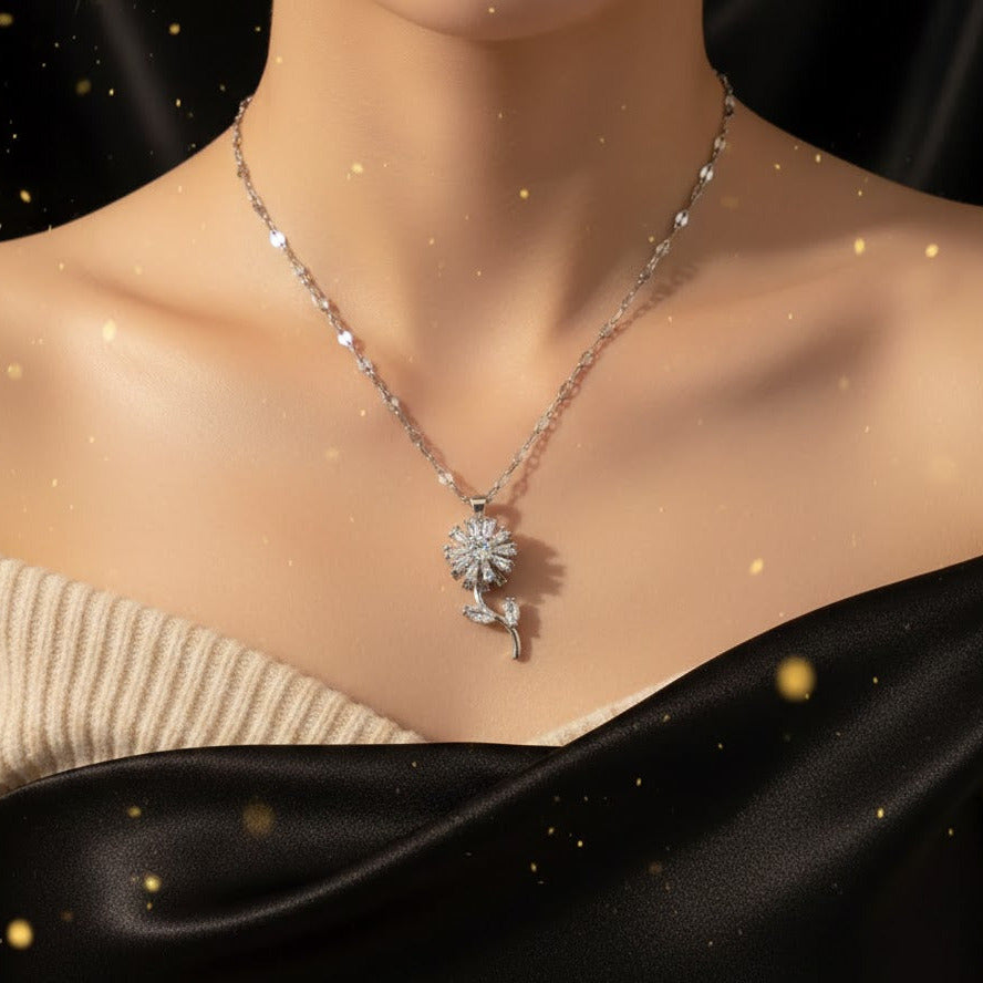 Collar "Florecer Plateado"