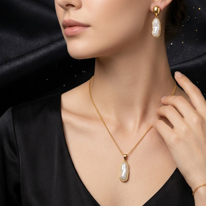 Conjunto - Collar/Aretes Derrame de Gloria Dorado / Outpouring of Glory