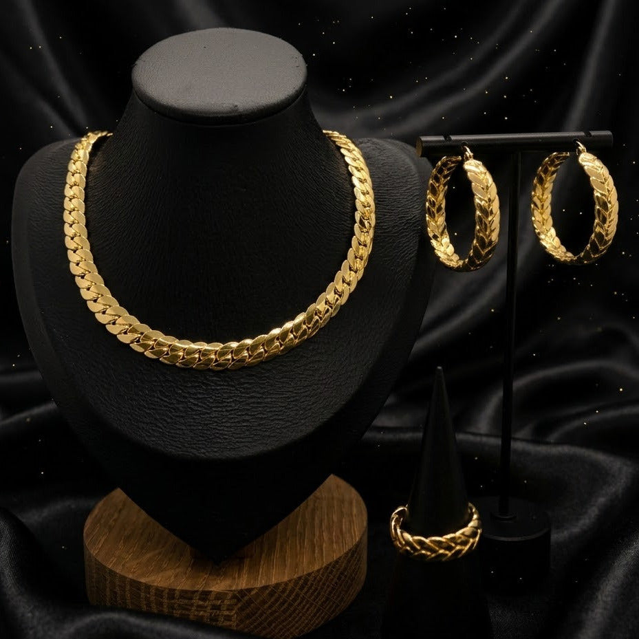 Conjunto Dorado 3 Piezas "Fortaleza"